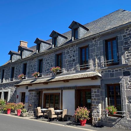Hotel Restaurant Du Plomb Du Cantal Murat  Bagian luar foto